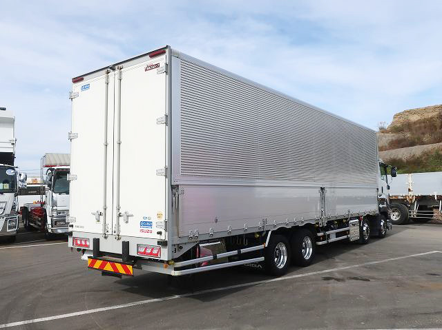 中古トラック いすゞアルミウィング ＃3