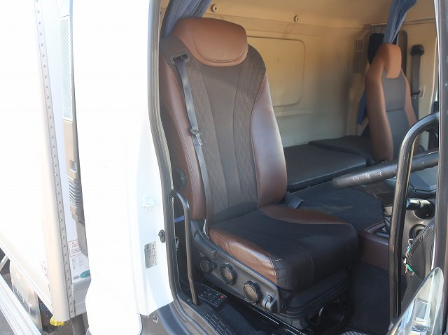 中古トラック 日野冷凍バン ＃14