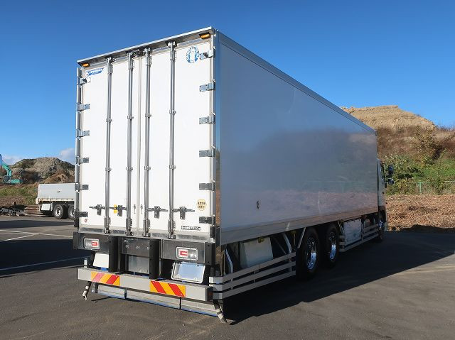 中古トラック 日野冷凍バン ＃3