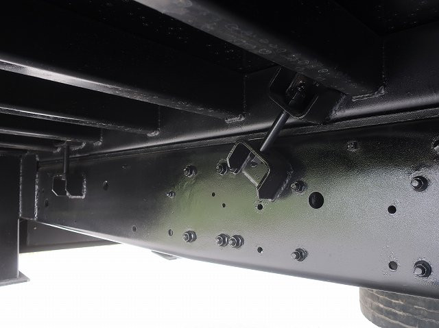 中古トラック 三菱ふそうクレーン付セルフローダー ＃12