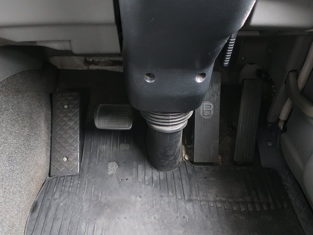 中古トラック 三菱ふそうクレーン付セルフローダー ＃22