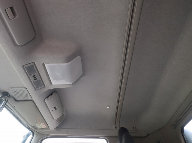 中古トラック 三菱ふそうクレーン付セルフローダー ＃24