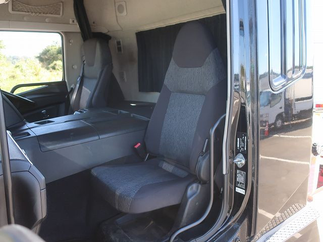 中古トラック 三菱ふそうトラクタヘッド ＃21