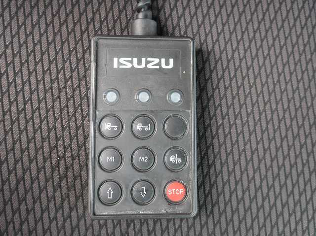 中古トラック いすゞ冷凍バン ＃21