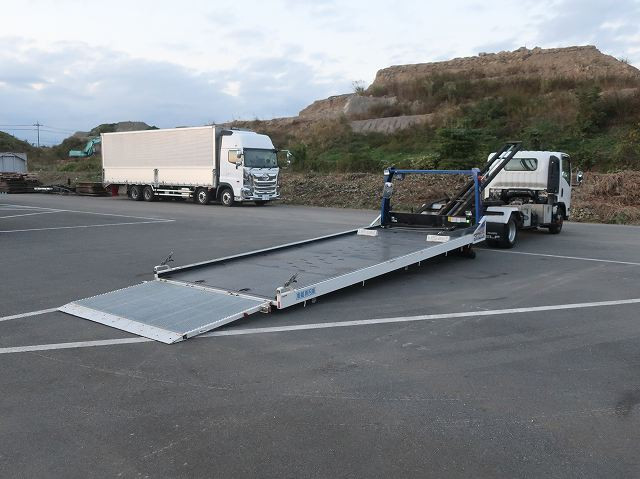 中古トラック いすゞセーフティーローダー（車載車） ＃6