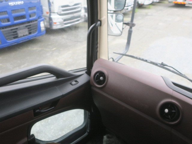 中古トラック 日野冷凍バン ＃14