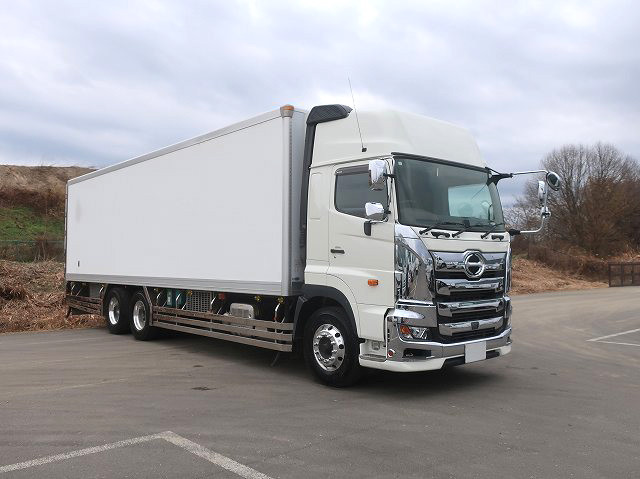 中古トラック 日野冷凍バン ＃2