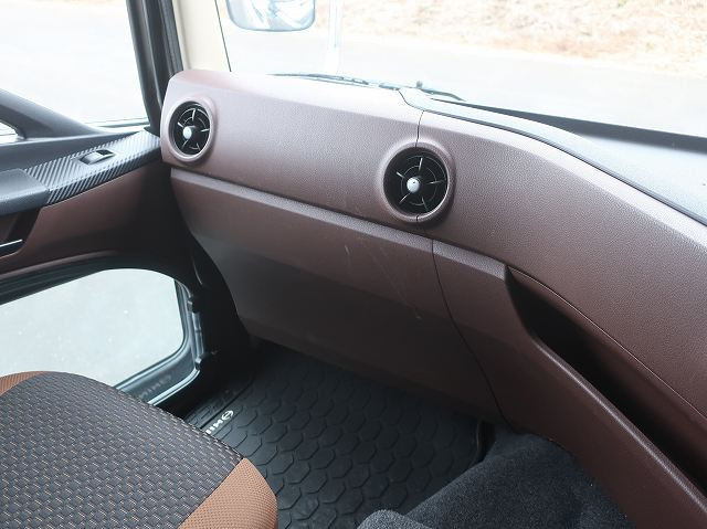 中古トラック 日野冷凍バン ＃14