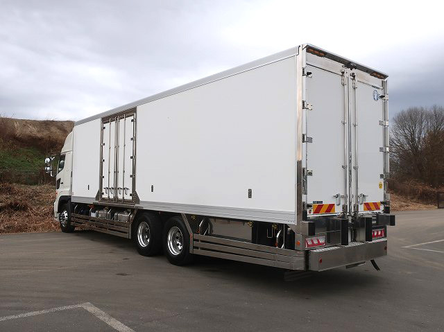 中古トラック 日野冷凍バン ＃4