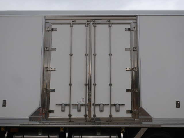 中古トラック 日野冷凍バン ＃5