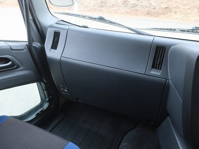 中古トラック いすゞ ギガ 大型平ボディアルミブロック