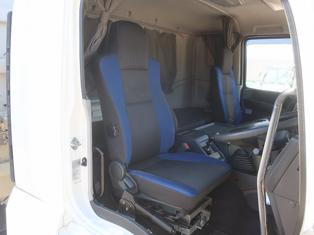 中古トラック いすゞ ギガ 大型ダンプ