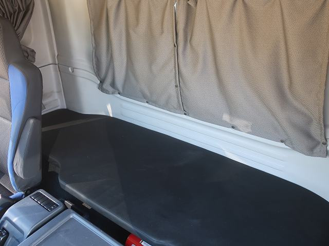 中古トラック いすゞ ギガ 大型ダンプ