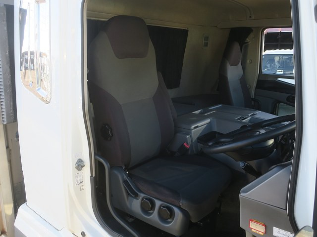 中古トラック 三菱ふそうアルミウィング #11