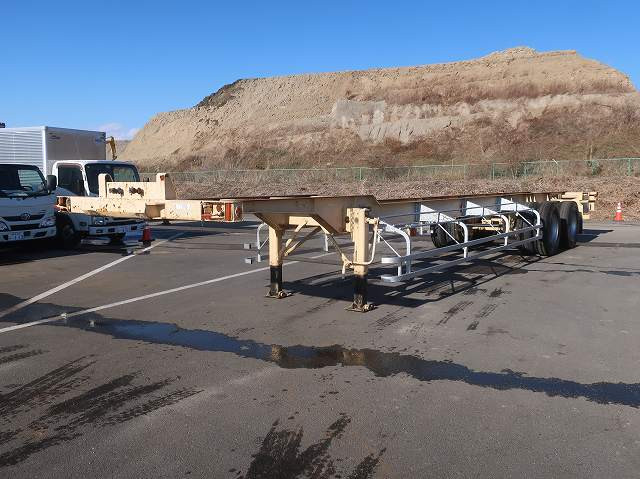 1995 Nippon Fruehauf 2-axle 40FT marine container chassis, maximum load 24t 