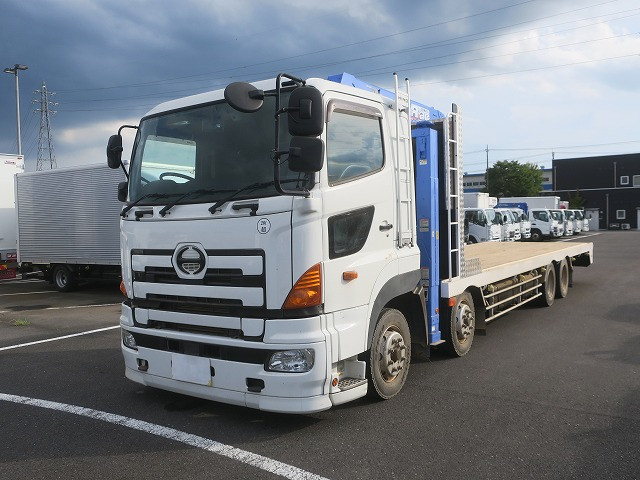日野　車載車／キャリアカー／重機運搬車