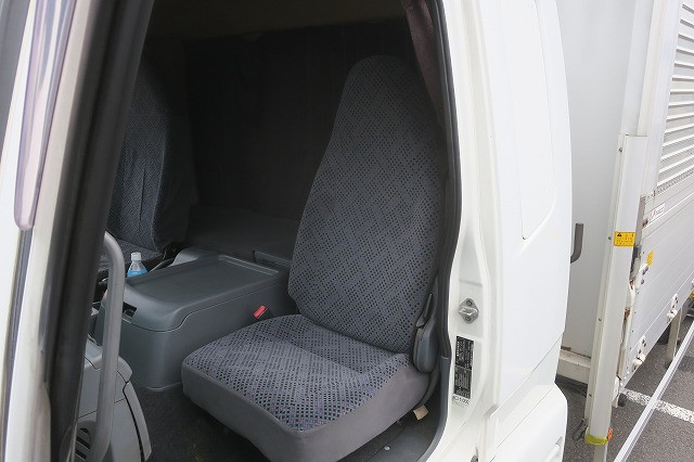 中古トラック 三菱ふそうアルミウィング ＃22