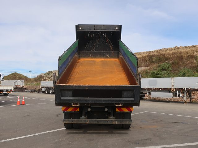 中古トラック いすゞダンプ ＃7