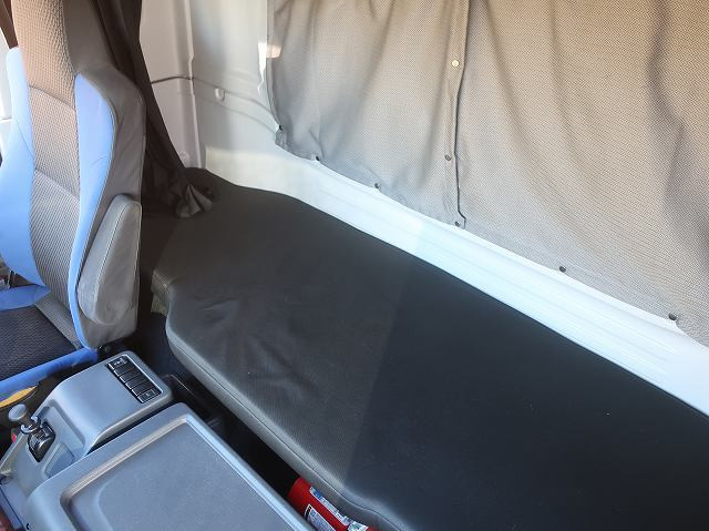 中古トラック いすゞアルミウィング ＃23