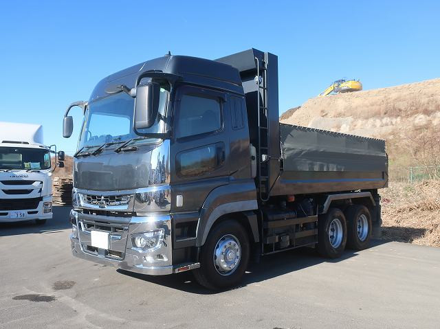 [Vehicle for lease rental only] 2017 Mitsubishi Fuso Super Grade Large Dump Truck, ShinMaywa 5300 Body, 220cm Wide, 2 Differentials, High Roof, 380 HP ★Rakunori Pack Installed!★