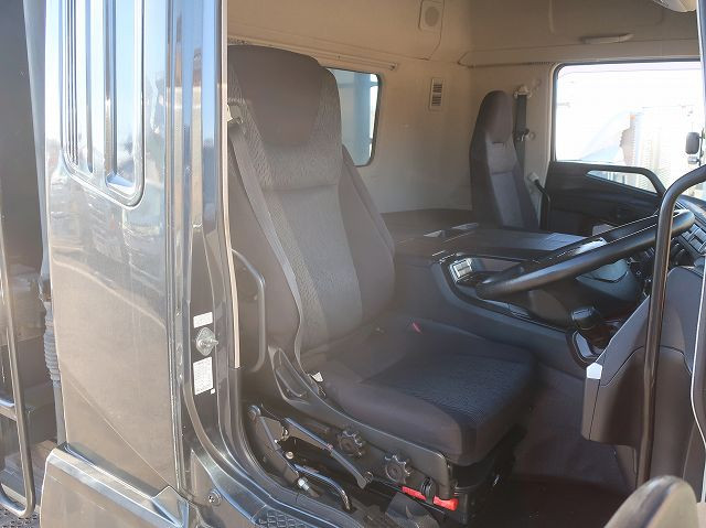 中古トラック 三菱ふそうダンプ ＃13