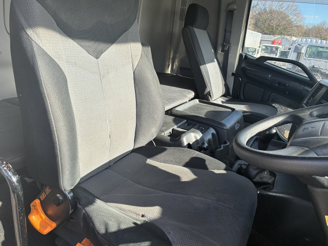 中古トラック 日野 プロフィア 大型平ボディアルミブロック