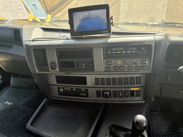 中古トラック 日野 プロフィア 大型平ボディアルミブロック