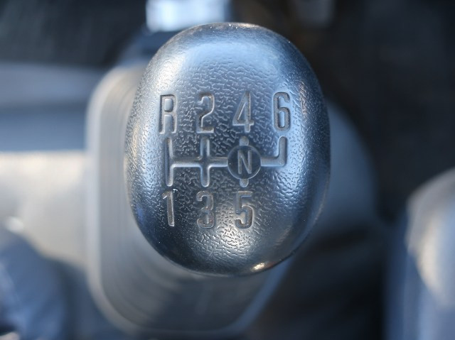 中古トラック いすゞ三転ダンプ ＃16