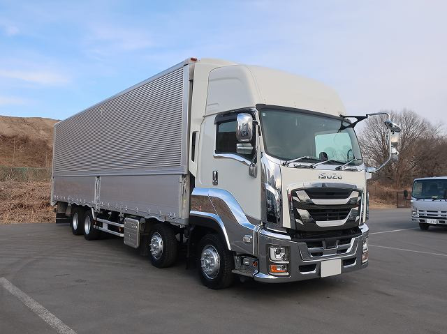 中古トラック いすゞアルミウィング ＃2