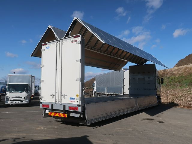 中古トラック いすゞアルミウィング ＃6