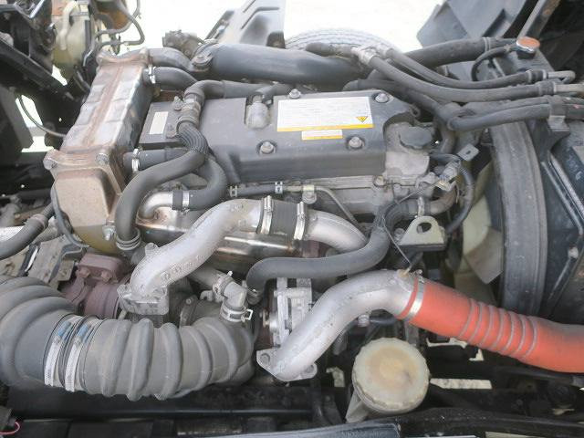 中古トラック いすゞ フォワード 中型平ボディアルミブロック