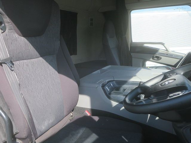 中古トラック 三菱ふそう平ボディアルミブロック ＃13