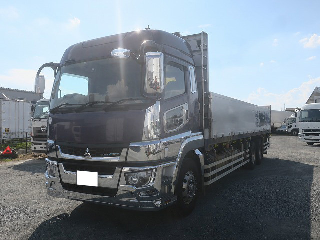 三菱ふそう　平ボディ