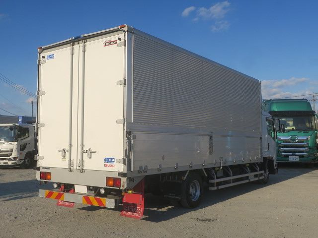 中古トラック いすゞアルミウィング ＃3