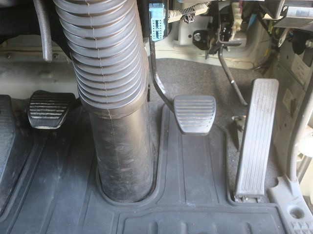 中古トラック いすゞ フォワード 中型アルミウィング