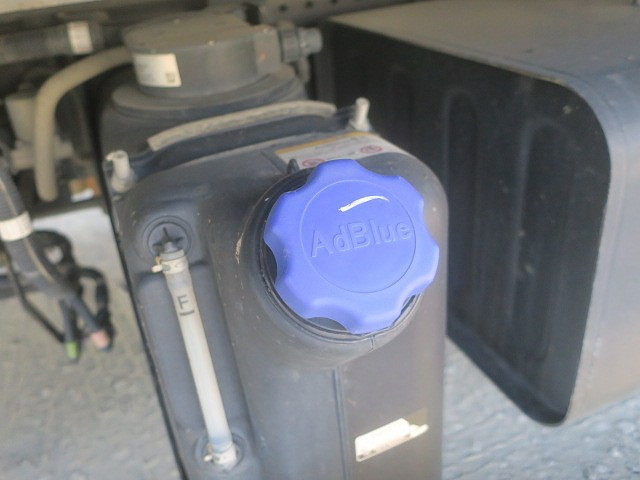 中古トラック いすゞ フォワード 中型アルミウィング