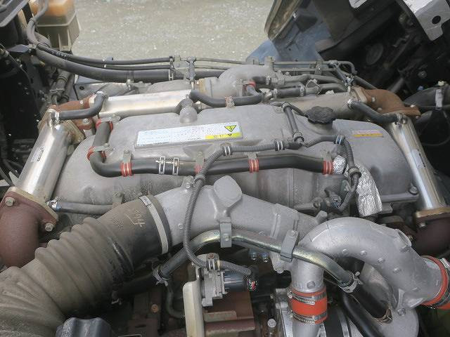 中古トラック いすゞ ギガ 大型アルミウィング