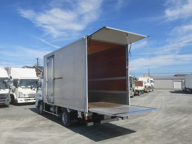 中古トラック 三菱ふそう キャンター 2tアルミバン