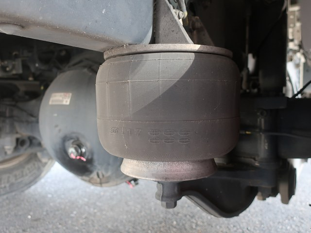 中古トラック いすゞアルミウィング ＃9