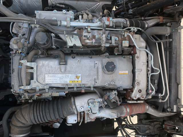 中古トラック いすゞ ギガ 大型アルミウィング