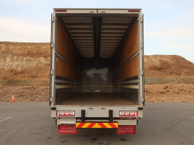 中古トラック いすゞアルミウィング ＃9