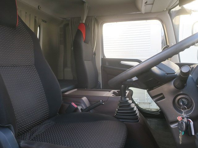 中古トラック 日野クレーン付平ボディ ＃12