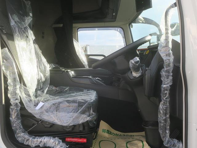 中古トラック 三菱ふそうアルミウィング ＃12