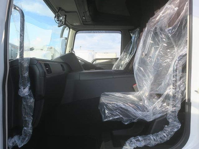 中古トラック 三菱ふそうアルミウィング ＃24