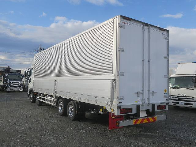 中古トラック 三菱ふそうアルミウィング ＃4