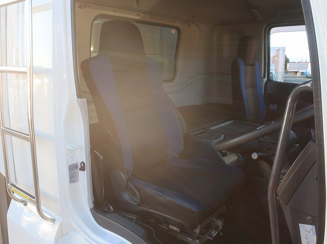 中古トラック いすゞアルミウィング ＃12