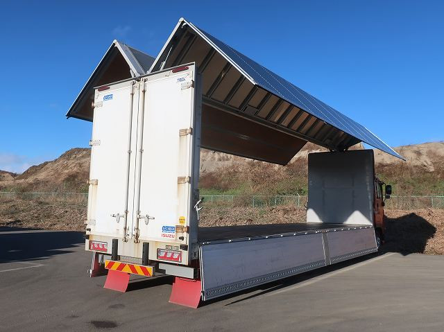 中古トラック いすゞ ギガ 大型アルミウィング