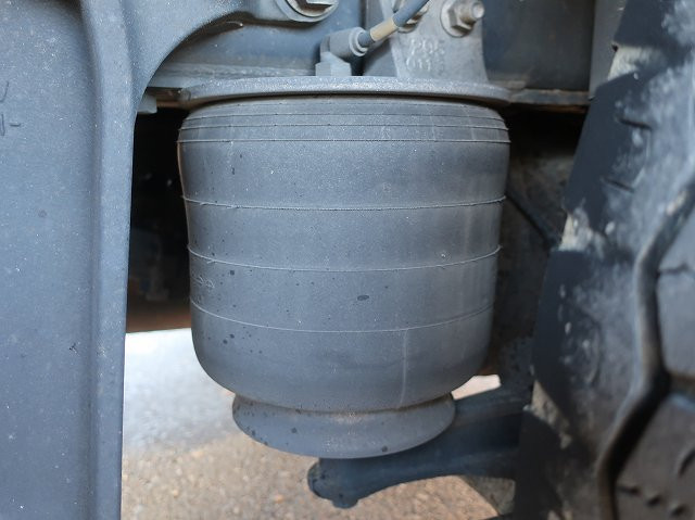 中古トラック いすゞアルミウィング ＃10