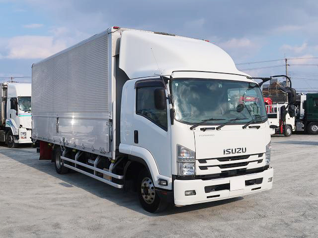 中古トラック いすゞアルミウィング ＃2