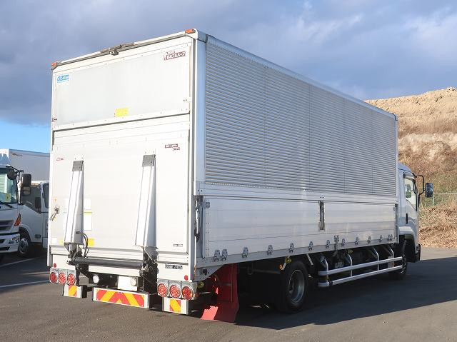 中古トラック いすゞアルミウィング ＃3